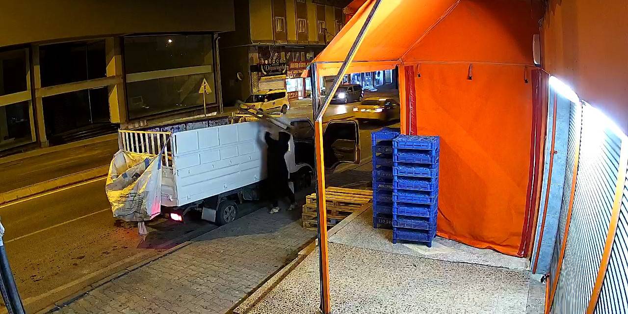 Palet Hırsızları Durmak Bilmiyor, Arnavutköy’den Sonra Sıra Başakşehir’de