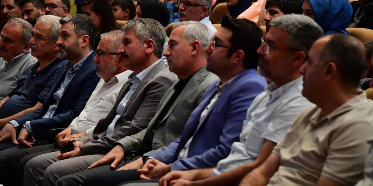 ‘Kardeşlik İlaçtır’ Konferansına Yoğun İlgi