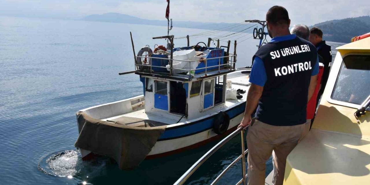 Yasa Dışı Su Ürünleri Avcılığına Yönelik 9 Bin 745 Eş Zamanlı Denetim Gerçekleştirildi