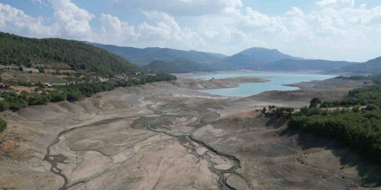 Kozan Barajı’nda Su Seviyesi Yüzde 16.4’e Düştü