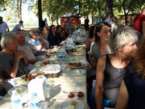 Uluslararası Yalova Sanat Bienali Başladı