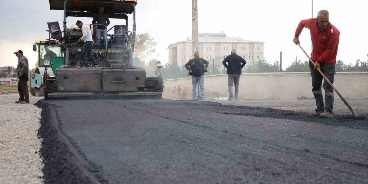 Kars Belediyesi Yol Çalışmalarını Hızlandırdı
