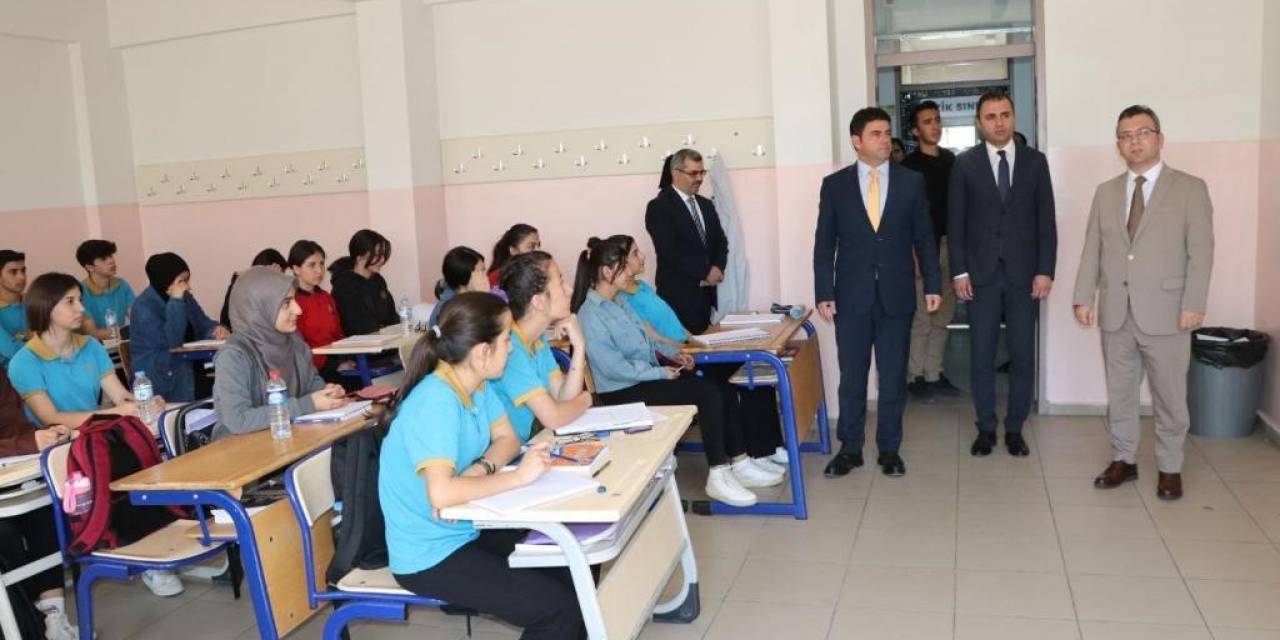Vali Yardımcısı Furkan Berber’den Fen Lisesi’ne Ziyaret