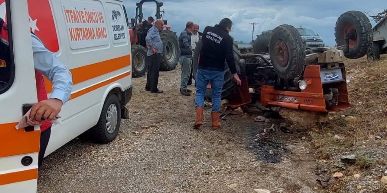 Kastamonu’da Devrilen Traktörün Altında Kalan Sürücü Yaralandı