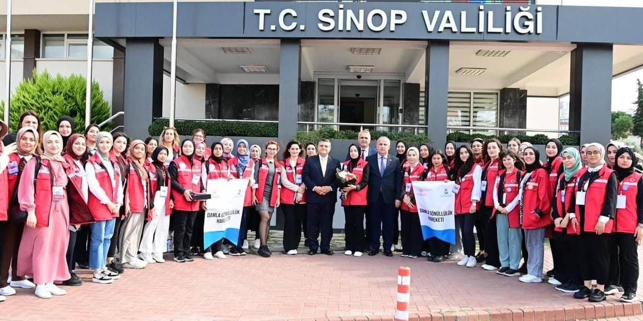 Damla Gönüllüleri Sinop’ta