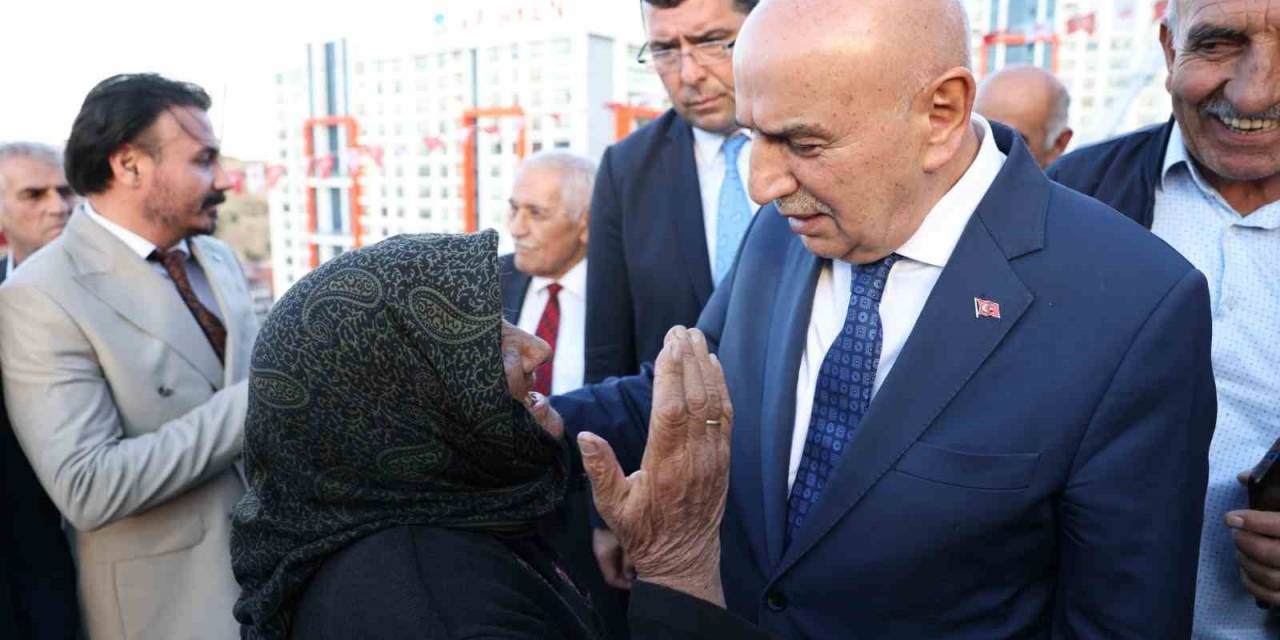 Keçiören’de Mahalle Konağının Temeli Atıldı