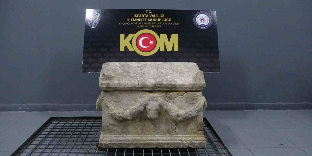 Isparta’da Roma Dönemine Ait Bebek Lahdi Ele Geçirildi