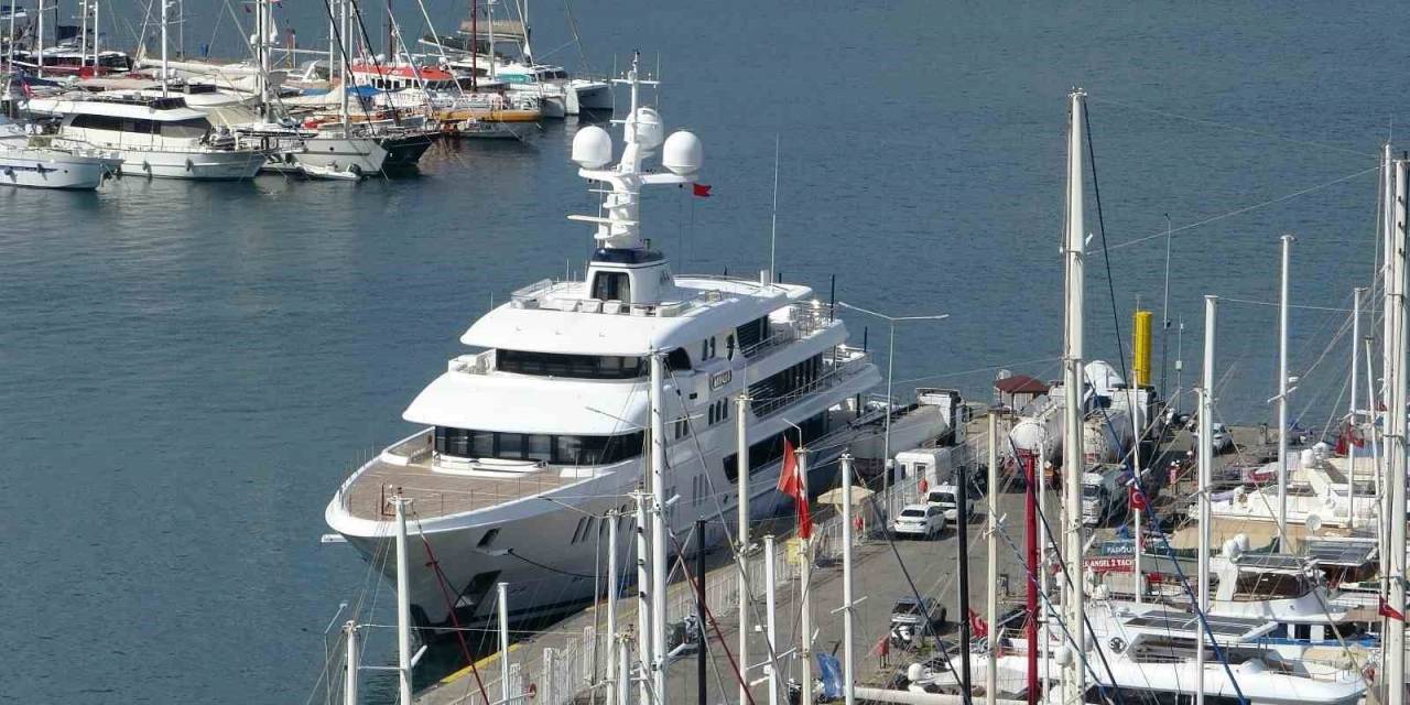 Rus Milyarderin Lüks Yatı “Aurora” Fethiye’de