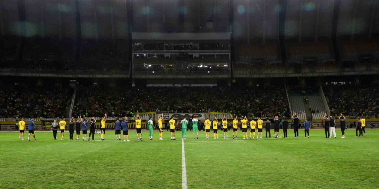 İran Ve Suudi Arabistan Takımları Arasındaki Maç Kasım Süleymani Büstü Nedeniyle İptal Edildi