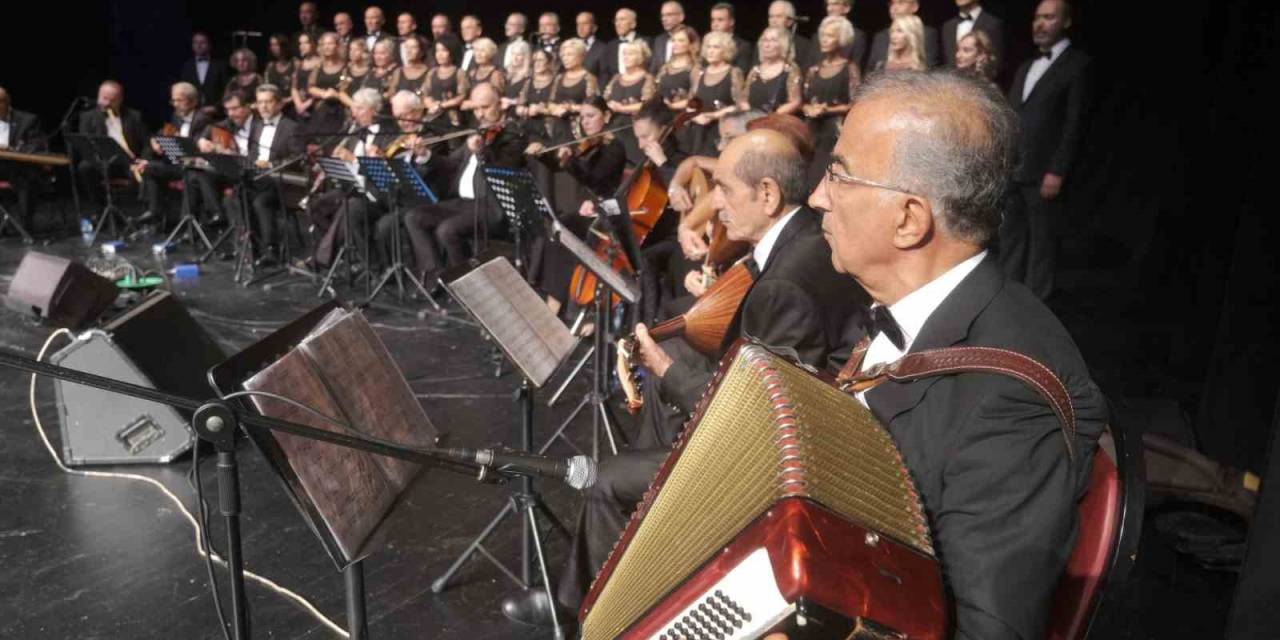 Unutulmaz Şarkılar Konseri