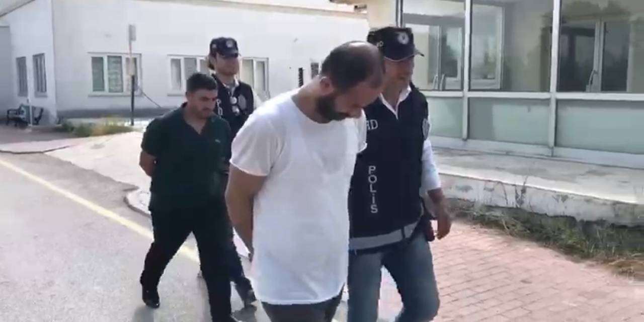 Afganistan Uyruklu Kaçak Göçmenleri Ülkeye Sokan 2 Kişi Tutuklandı