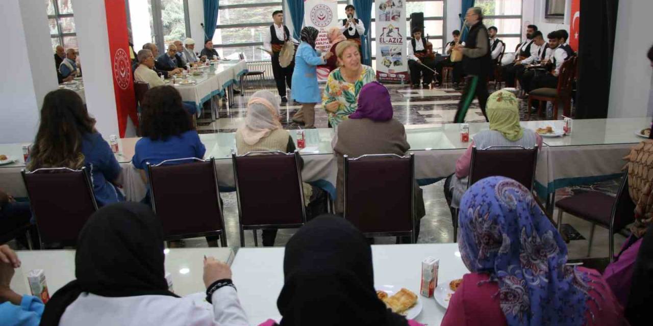 Elazığ’da ‘Dünya Yaşlılar Günü’ Kutlandı