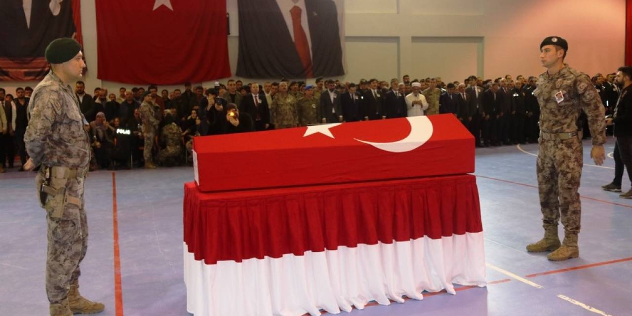 Şehit Polis Memuru Son Yolculuğuna Uğurlandı