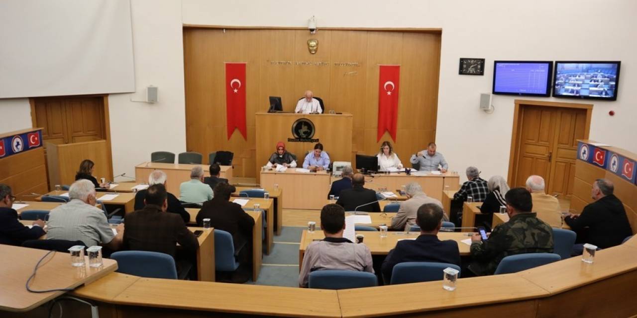 Meclis Yoğun Gündemle Toplandı