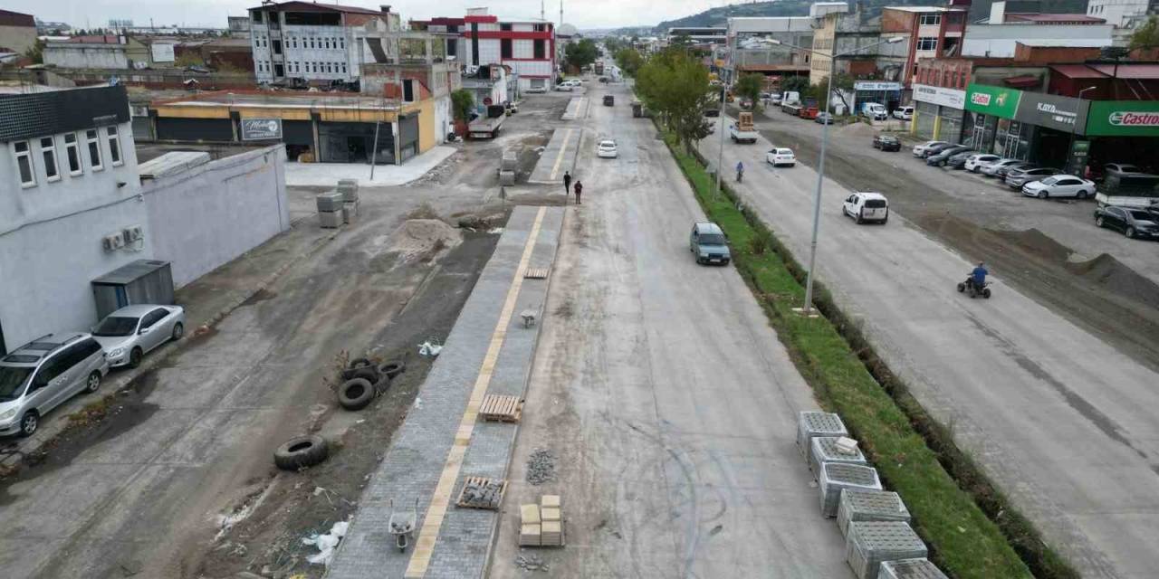 Samsun Sanayi Bölgelerinde Kaldırım Çalışması