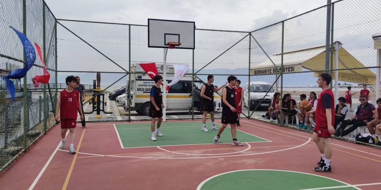 Burhaniye’de 100.yıl Hazırlıkları Başladı