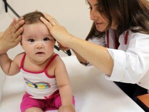 Bebekler İlk 6 Ay Sadece Anne Sütü İle Beslenmeli