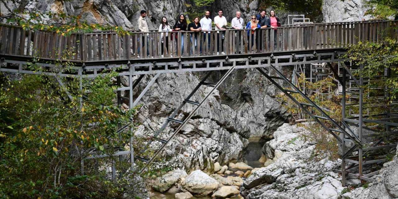 Gastronomi Kongresi İçin Gelen Davetliler Kanyon Ve Şelaleyi Gezdi