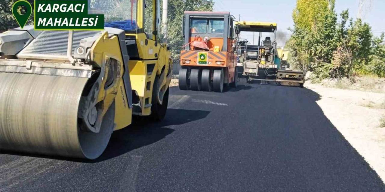 Ereğli Belediyesi Sıcak Asfalt Çalışmalarını Sürdürüyor