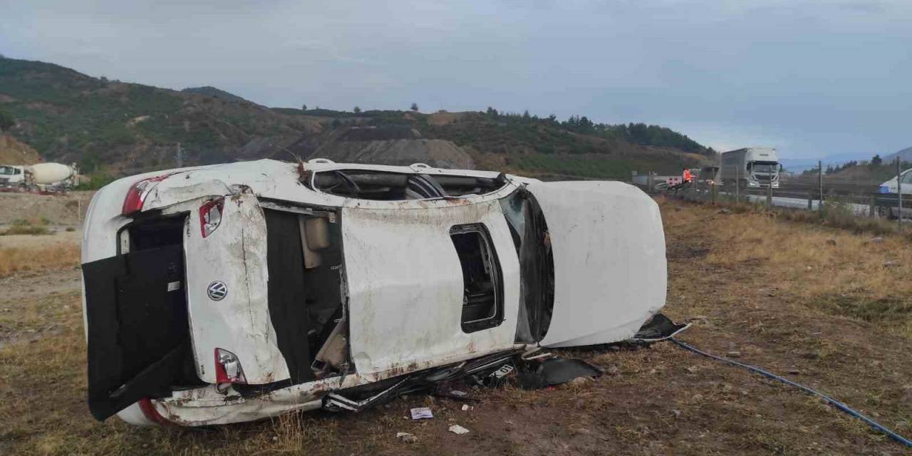 Osmaniye’de Otomobil Şarampole Devrildi: 1’i Ağır 3 Yaralı