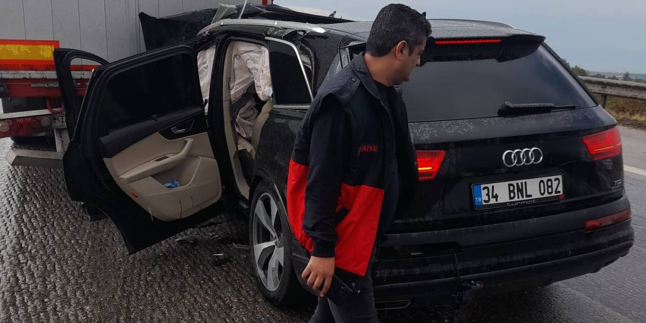 Osmaniye’de Otomobil Tıra Arkadan Çarptı: 1 Yaralı