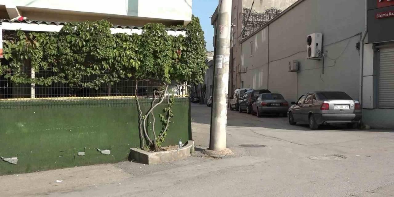 Ev Sahibine Kurşun Yağdırdı