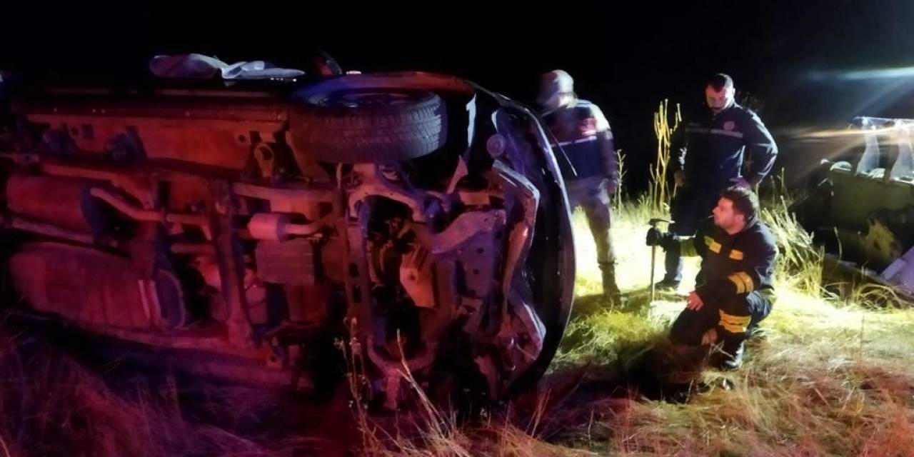 Pazaryolu’nda Trafik Kazası; 3 Yaralı