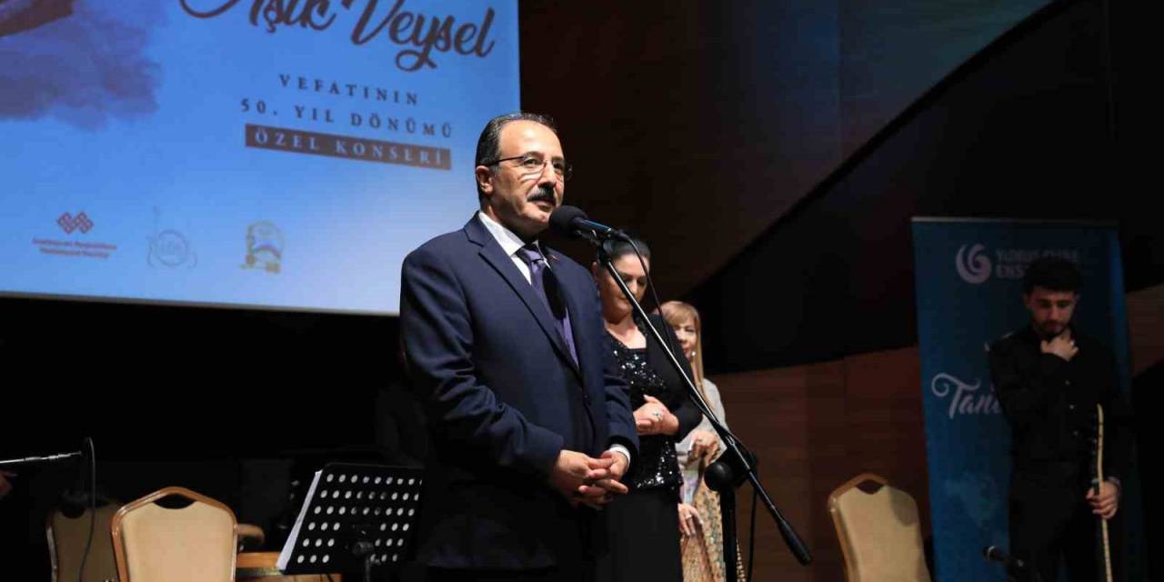 Aşık Veysel Vefatının 50. Yıl Dönümünde Azerbaycan’da “Cumhuriyet’in Yüzü” Konseriyle Anıldı