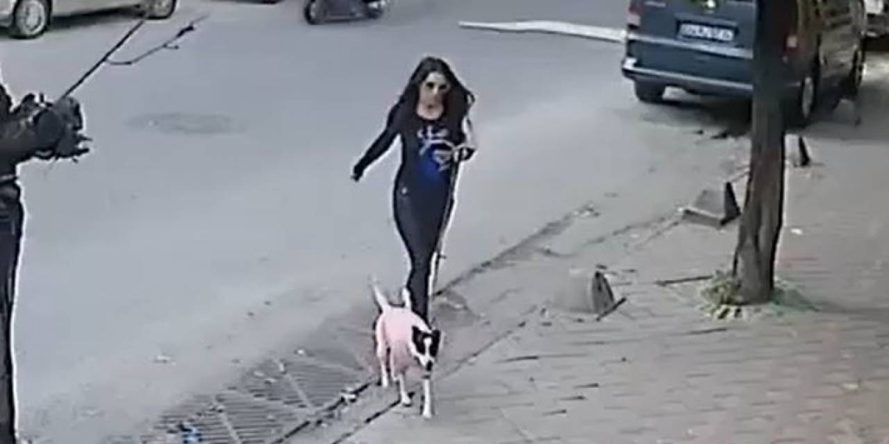 Esenyurt’ta Yolun Karşısına Geçen Adama Motosiklet Çarptı