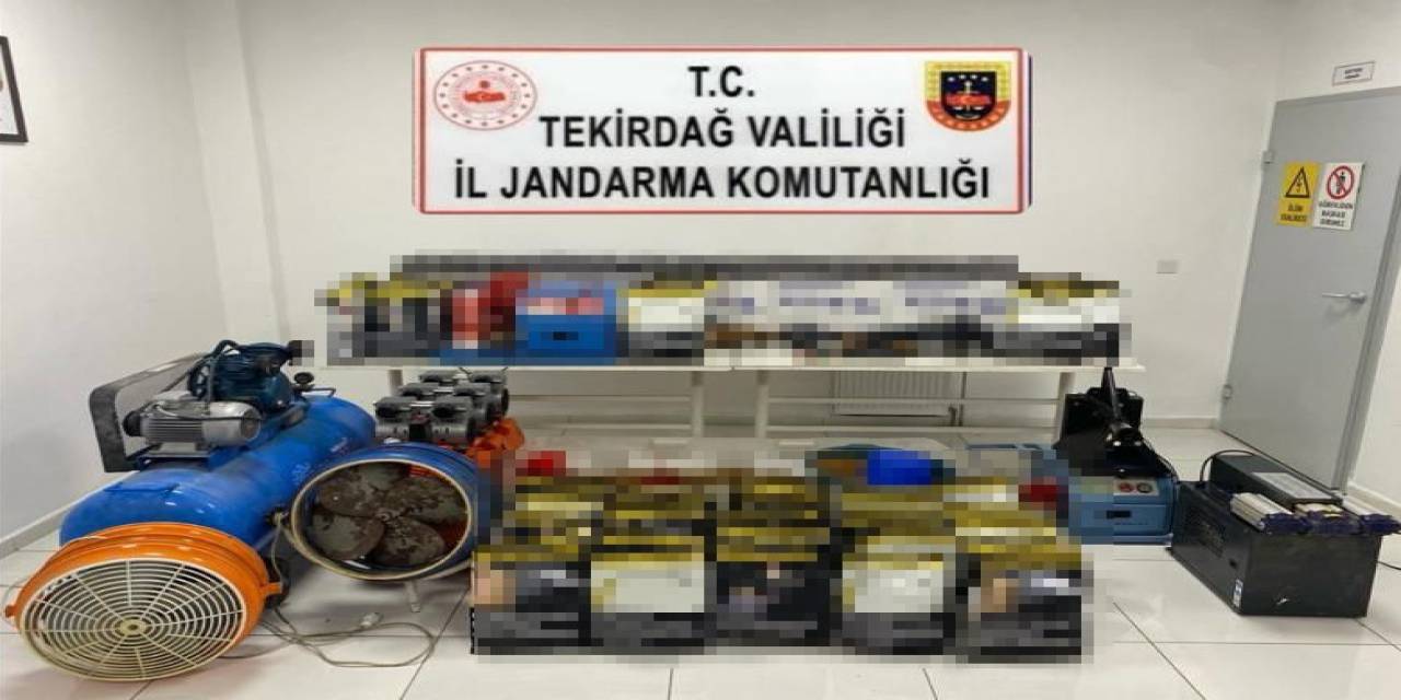 Kaçak Sigaraya Dev Operasyon: 800 Bin Liralık Malzeme Bulundu
