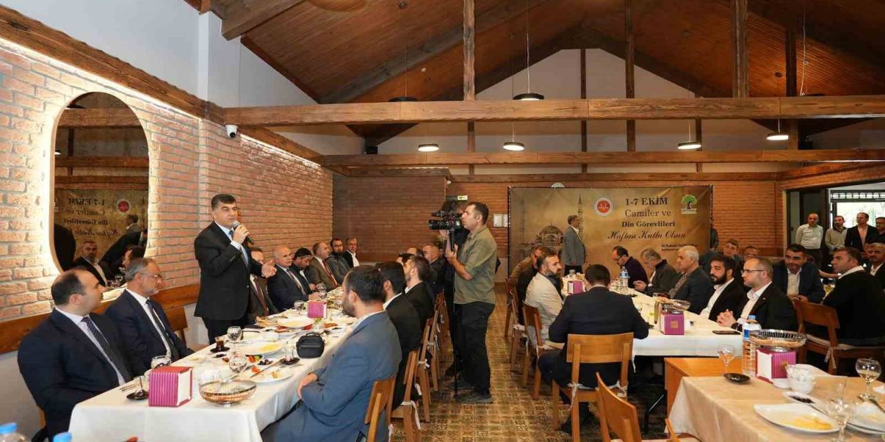 Fadıloğlu, Din Görevlileriyle Bir Araya Geldi