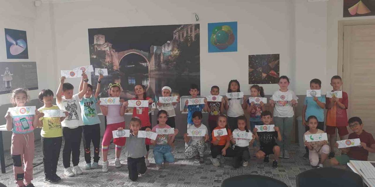 Öğretmenciler Bilecik’te 10’a Yakın Ders Ve Alanda Eğitimler Alıyor