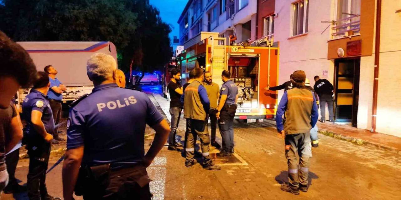 Eşini Ve Kendini Bıçaklayıp Yaşadıkları Evi Yakan Şahsa 18 Yıl Hapis Cezası