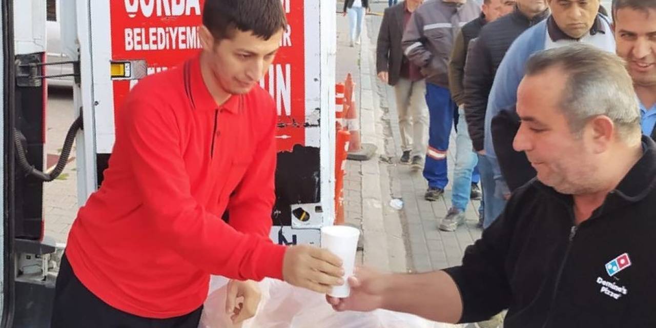 Sincan’da 5 Noktada 2 Bin 500 Kişiye Çorba İkramı