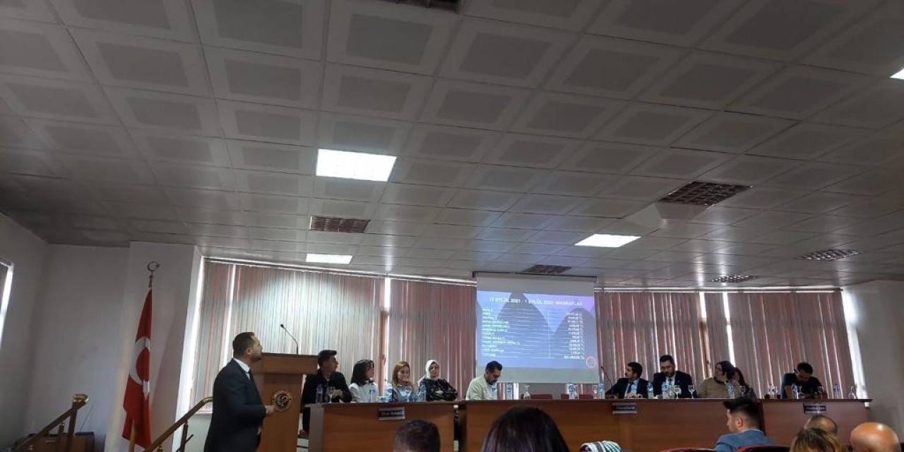 Eczacılar Sandığa Gitti