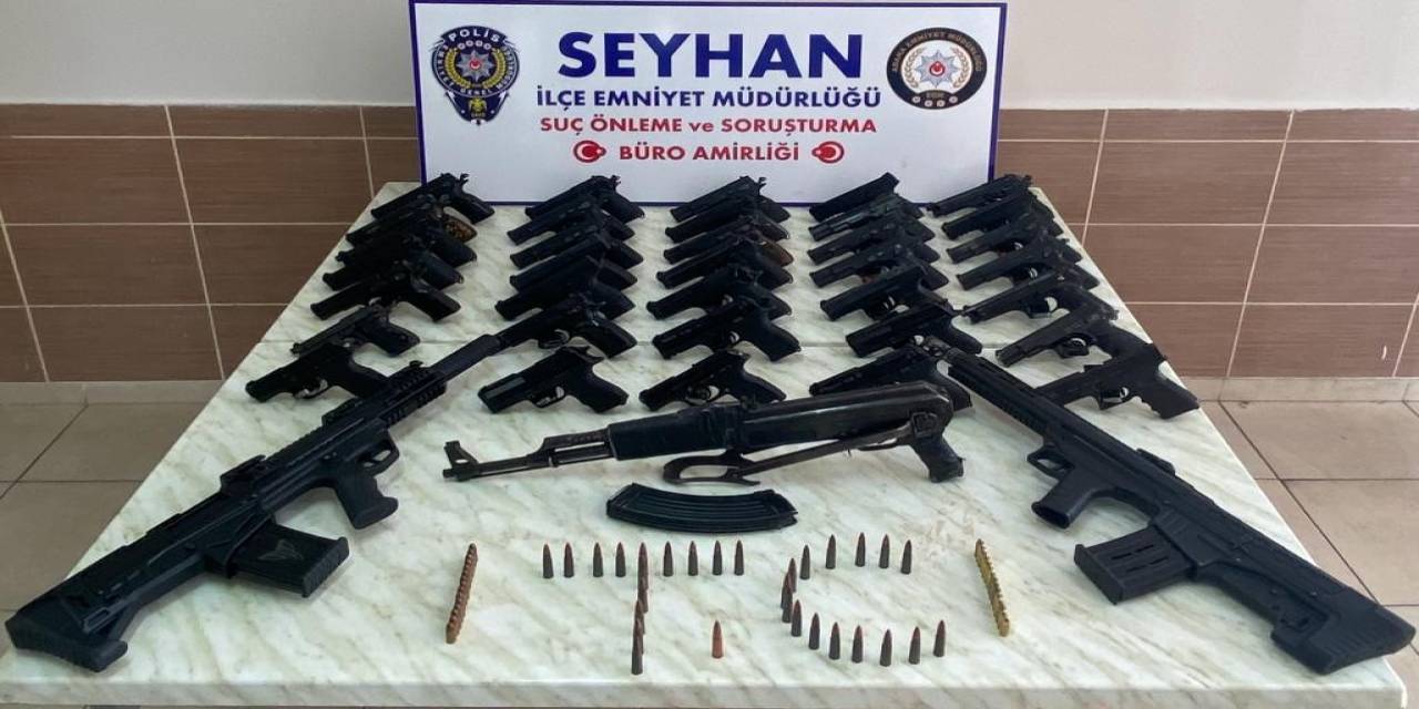 55 Ruhsatsız Silah Ele Geçirildi