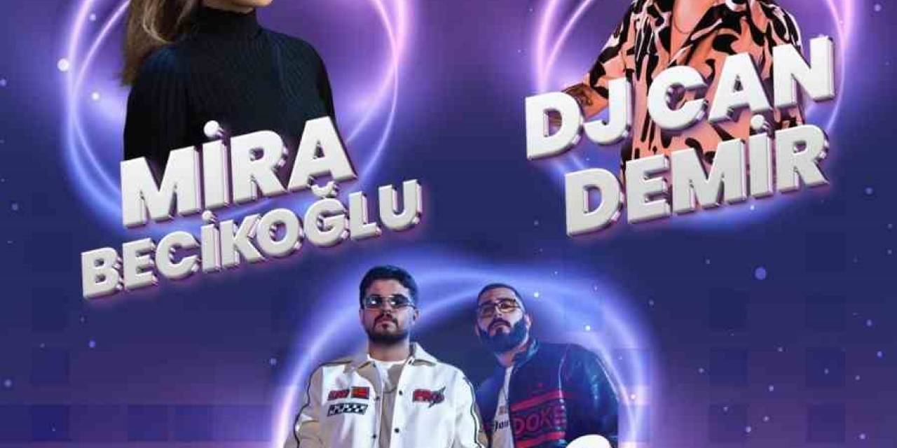 Üniversite Öğrencilerine "Hoş Geldin" Konseri