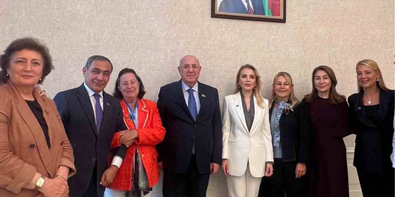 İstanbul’dan Bakü’ye Gönül Köprüsü