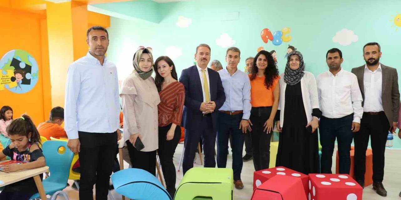 Fevzi Çakmak İlkokulu Kütüphanesi Açıldı