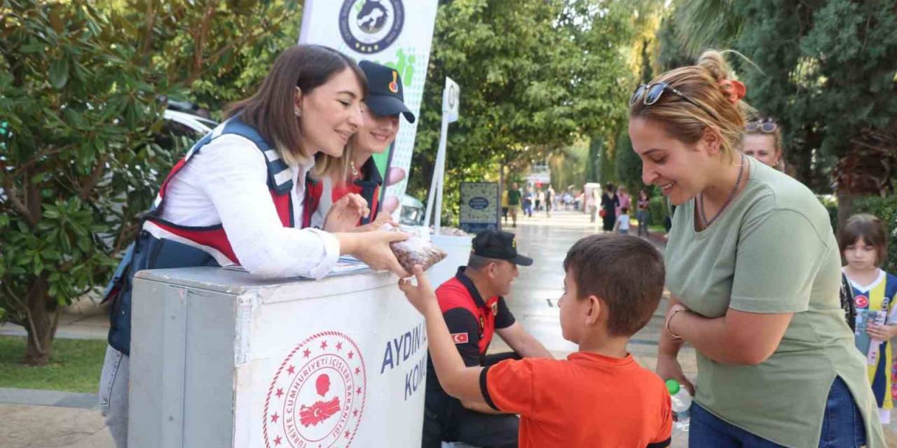 Aydın’da ’dünya Hayvanları Koruma Günü’ Etkinlikleri