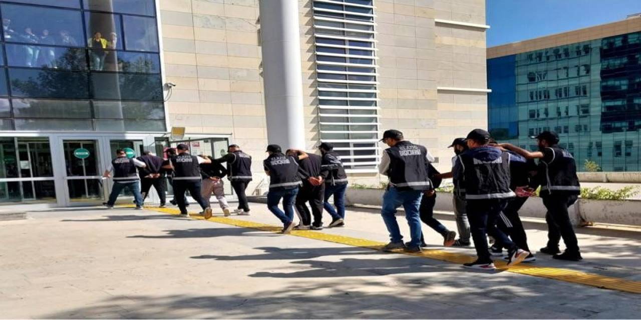 Elazığ Polisinden Operasyon: 5 Gözaltı