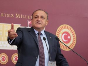 Oktay Vural: “Sıkıyönetim Belli Yerlerde Ortaya Konulmalı”