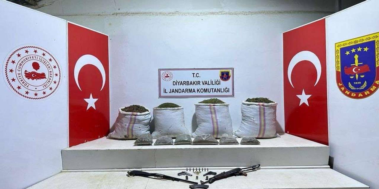 Diyarbakır’da Uyuşturucu Operasyonu: 74 Kilogram Esrar İle Çok Sayıda Silah Ele Geçirildi