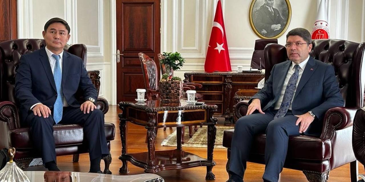 Bakan Tunç Mevkidaşlarıyla İkili Görüşme Gerçekleştirdi