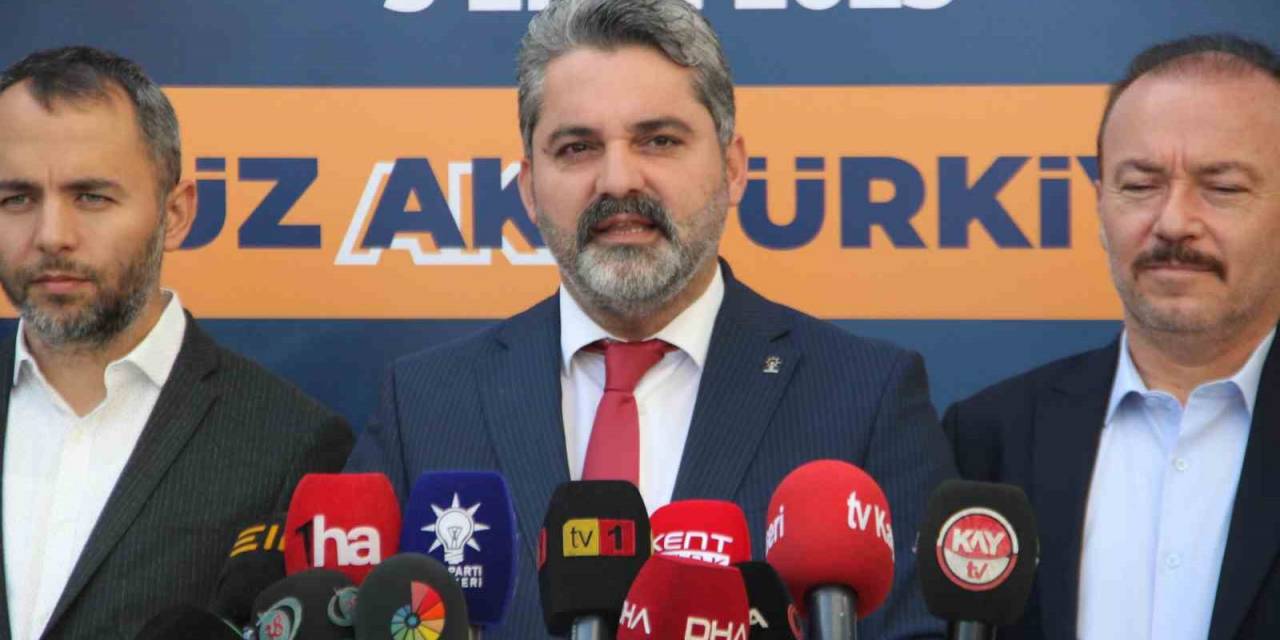 Başkan Üzüm: "Hep Yeni, Hep İleri’ Diyerek Kuşkusuz Eser Ve Hizmet Politikamızı Da Bir Üst Lige Çıkarmayı Hedefliyoruz"