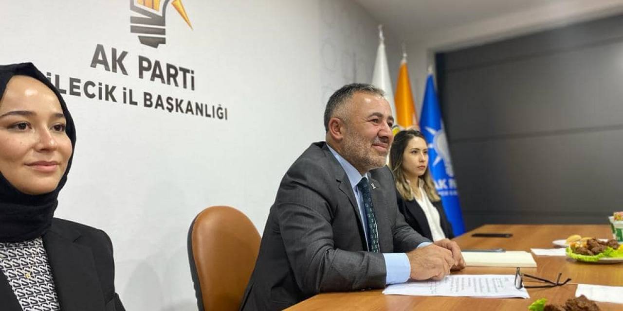 Yeni Yönetim İlk Kez Bir Araya Geldi