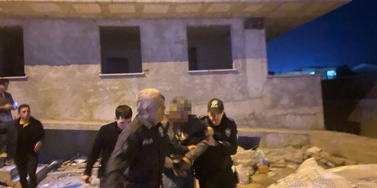 Polisin Eli İle Hayata Tutundu