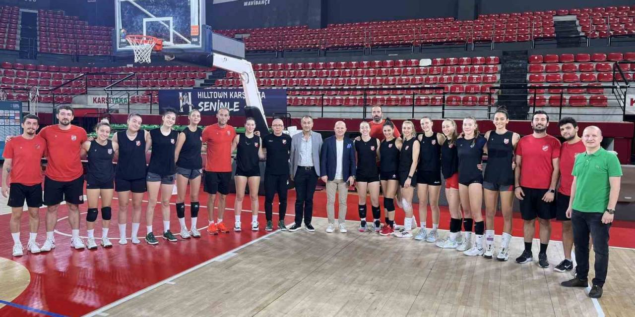 Karşıyaka Yönetiminden Voleybola Ziyaret