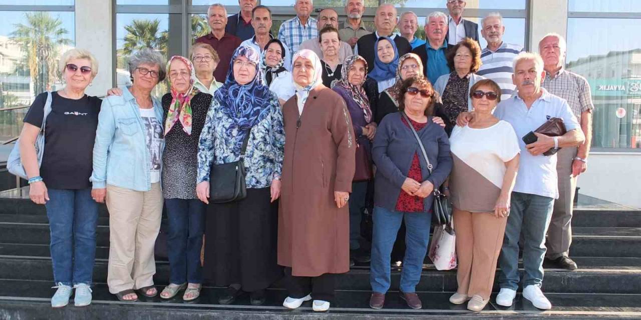 Mezunlar, 50 Yıl Sonra Ayvalık’ta Buluştular