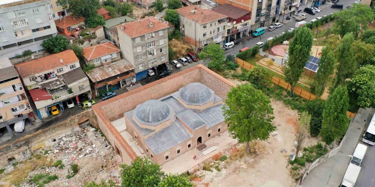 Beyoğlu Belediye Başkanı Yıldız’dan Ekrem İmamoğlu’na ‘Hizmet’ Dersi